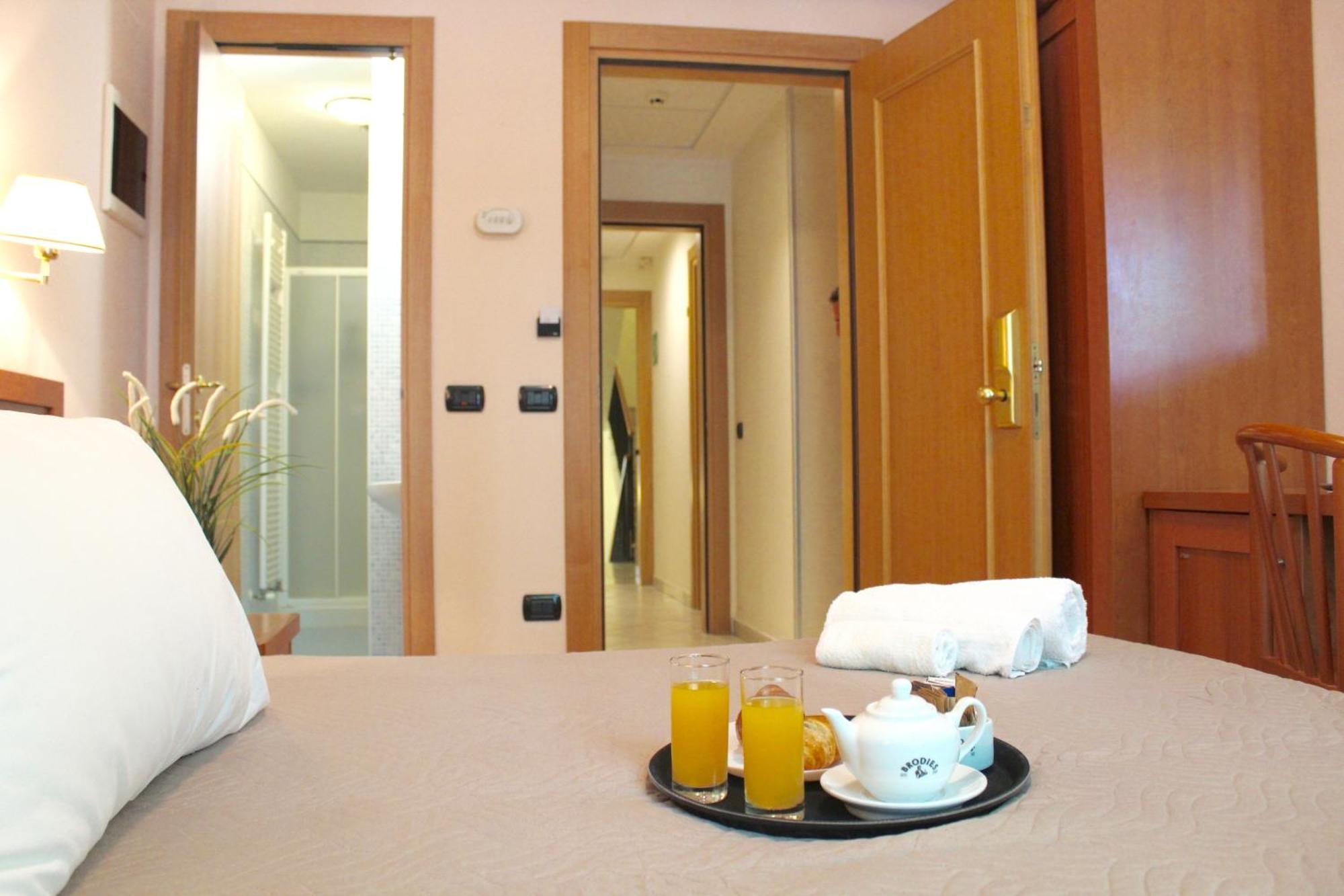 Hotel Jole Cesenatico Exteriör bild